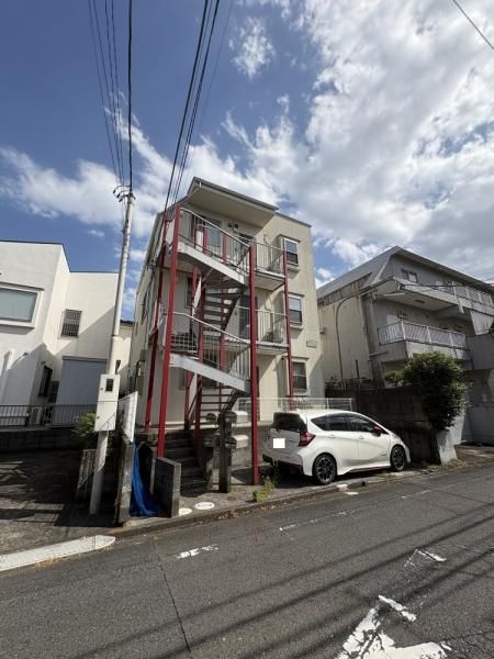 Apartment Building for Sale in Machida, Tokyo - 149 sqm - Thumbnail 2