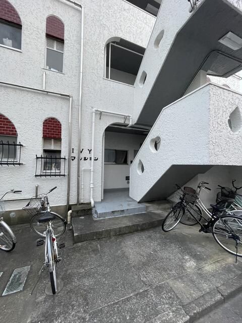 2DK Apartment for Rent in Higashimurayama, Tokyo - Thumbnail 2