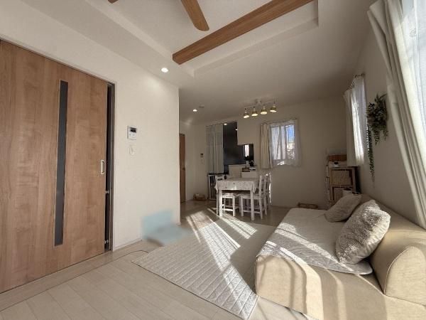 2019 Built 3LDK House on Corner Lot in Tama City, Tokyo - Thumbnail 2