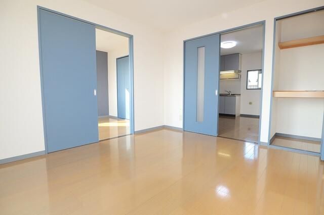 2DK Apartment for Rent in Shiraoka, Saitama - 42.23 sqm - Thumbnail 3