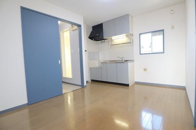 2DK Apartment for Rent in Shiraoka, Saitama - 42.23 sqm - Thumbnail 2