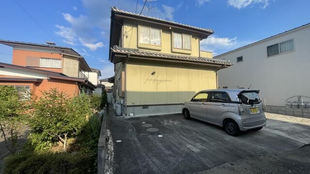7DK House for Sale in Date City, Fukushima with 3 Parking Spaces - Image 7