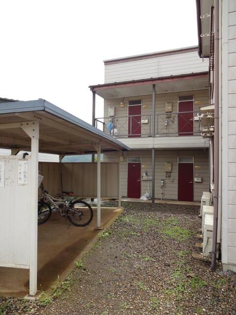 1R Apartment for Rent in Uenohara, Yamanashi - 17 sqm - Thumbnail 4
