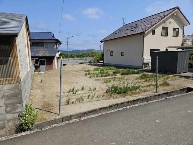 Land for Sale in Yurihonjo, Akita – 229.79 sqm Corner Plot - Thumbnail 4