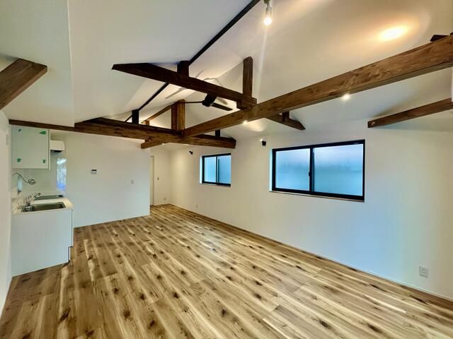 1957 Wooden House in Ota Ward, Tokyo | 2LDK Layout - Image 22