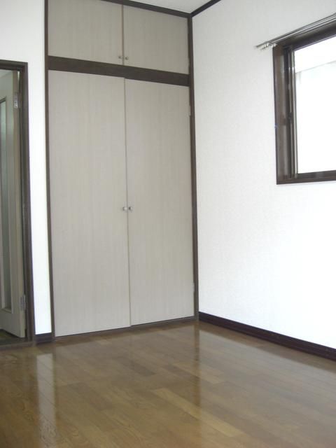 1K Apartment for Rent in Higashiyamato, Tokyo - 21 sqm - Thumbnail 4