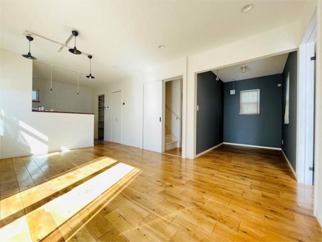 2017 4LDK House in Oita City with Corner Lot and All-Electric Features - Thumbnail 4