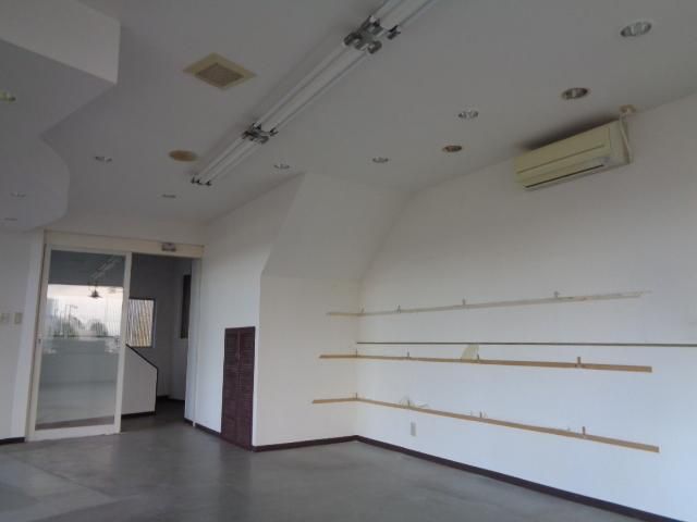 Retail Space for Rent Near Shinjo Station, Yamagata - Thumbnail 2
