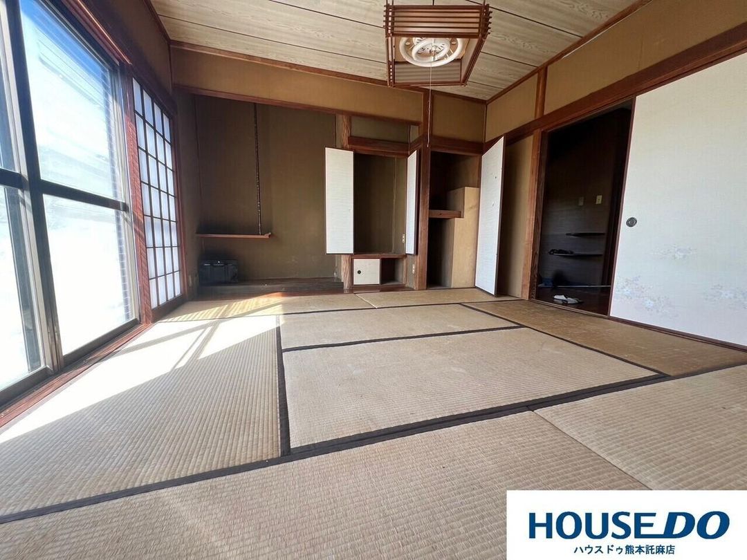 4SLDK House for Sale in Kumamoto City with Parking - Thumbnail 2