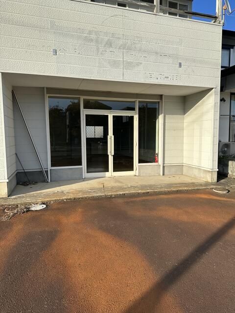 99 sqm Commercial Space for Rent in Kahoku Town, Yamagata - Thumbnail 4
