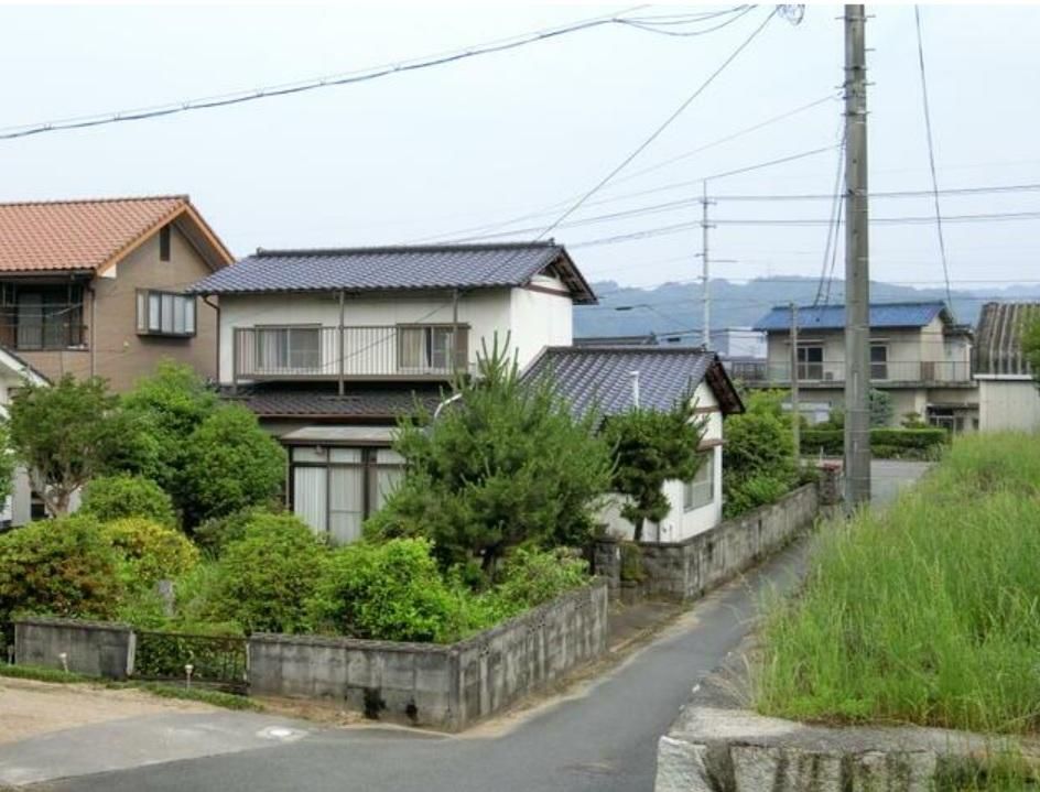 5DK Detached House for Sale in Ibara, Okayama | 478 sqm Land - Thumbnail 3