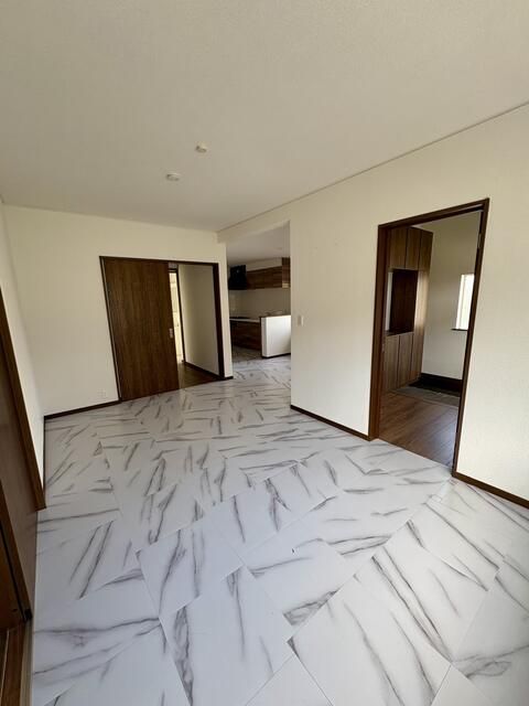 4LDK House for Sale in Kumamoto City Kita Ward with Parking - Thumbnail 2