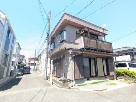Corner Lot House in Sayama City, Saitama - Japan's Tea Region - Thumbnail 2