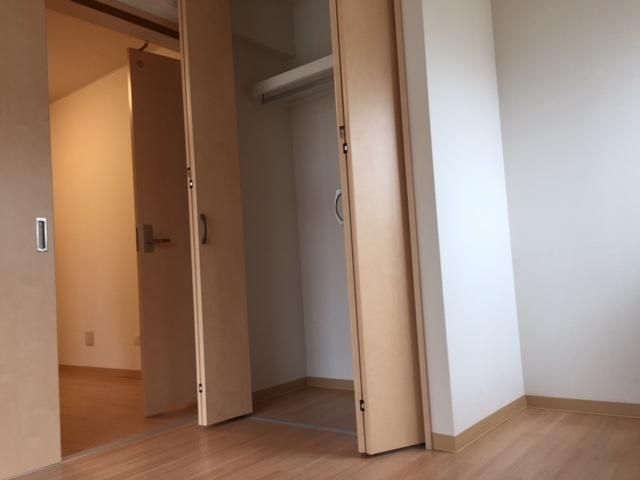 2DK Apartment for Rent in Sayama, Saitama - Thumbnail 2