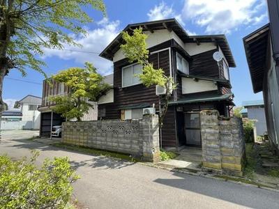 7K Wooden House for Sale in Ugo, Akita - 142 sqm on 176 sqm Land — House, Ugo, Akita