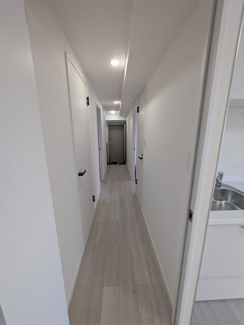 Renovated 3LDK Apartment in Misato, Saitama - 62.7 sqm - Thumbnail 3