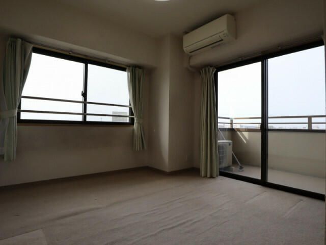 3LDK Apartment for Sale in Quiet Toyama City - Thumbnail 4