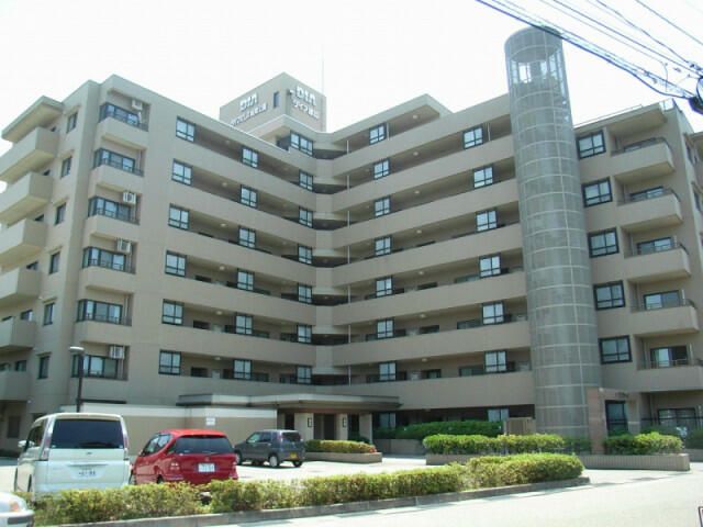 3LDK Apartment for Sale in Quiet Toyama City - Thumbnail 2