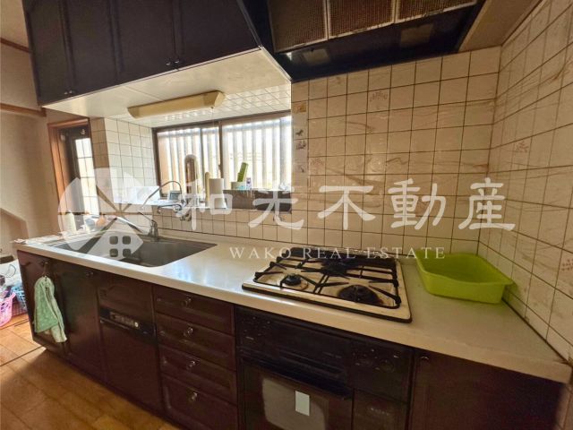 7DK Detached House for Sale in Fukutsu, Fukuoka - Thumbnail 3