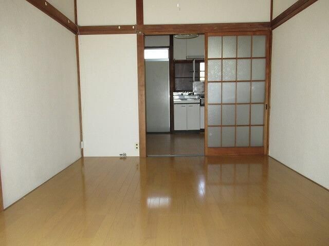 First Aoki-so 1K Apartment for Rent in Musashino City, Tokyo - Thumbnail 2