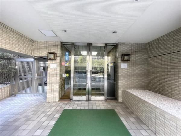 Asahi Sanbancho Plaza Commercial Unit for Sale in Chiyoda, Tokyo - Thumbnail 3