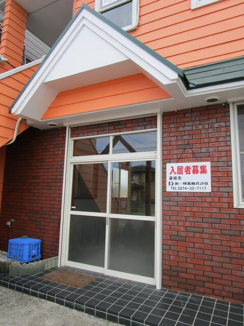Retail Space for Rent in Fujioka, Gunma - 26.5 sqm - Thumbnail 2