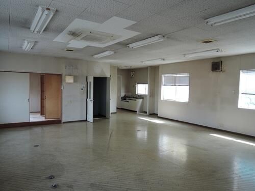 Commercial Office for Rent in Sakai City, Fukui - 228.5 sqm - Thumbnail 4