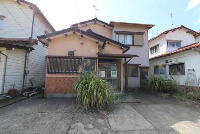 1977 8K House in Kanazawa with 169m² Land - 1.8 Million Yen - Image 1