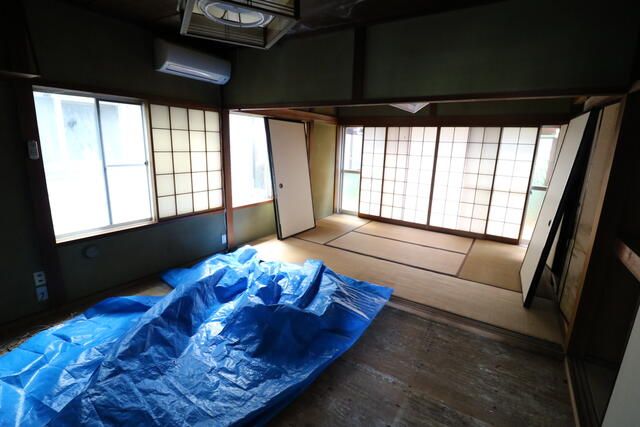 1977 8K House in Kanazawa with 169m² Land - 1.8 Million Yen - Image 4