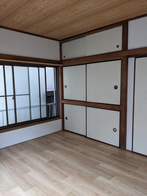 3DK House for Rent in Edogawa-ku, Tokyo - 56.51 sqm - Thumbnail 2