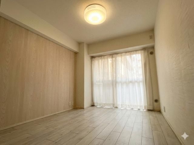 Cosmo Forum Mitaka 2DK Apartment for Sale in Mitaka, Tokyo - Thumbnail 4