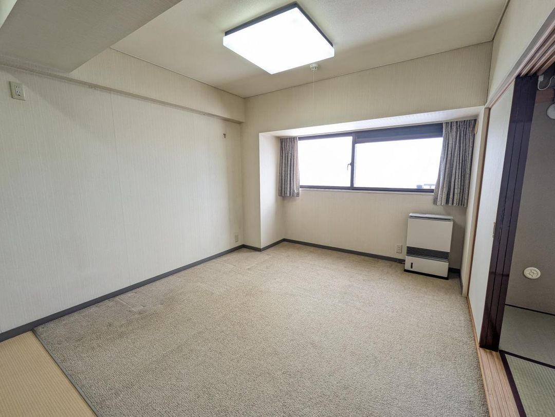 Lions Mansion Nakadori Second 3DK Apartment for Sale in Akita - Thumbnail 4