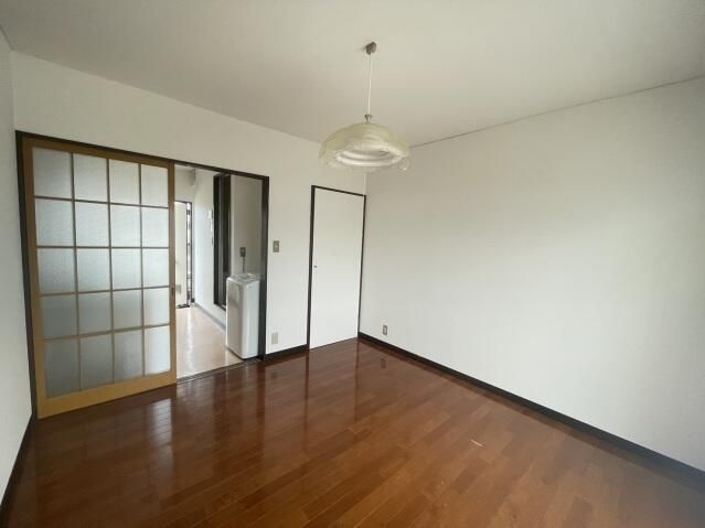 1K Apartment for Rent in Takasaki, Gunma - 17.01 sqm - Thumbnail 2