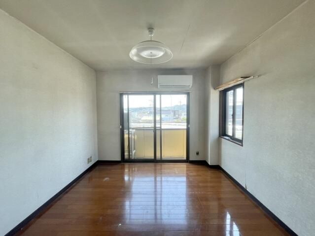 1K Apartment for Rent in Takasaki, Gunma - 17.01 sqm - Thumbnail 3