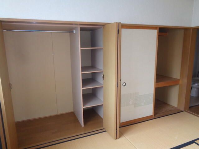 Heights Nami 2DK Apartment for Rent in Towada, Aomori - Thumbnail 4