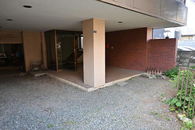 Spacious 7LDK House for Sale in Chuo-ku, Sapporo - Thumbnail 2