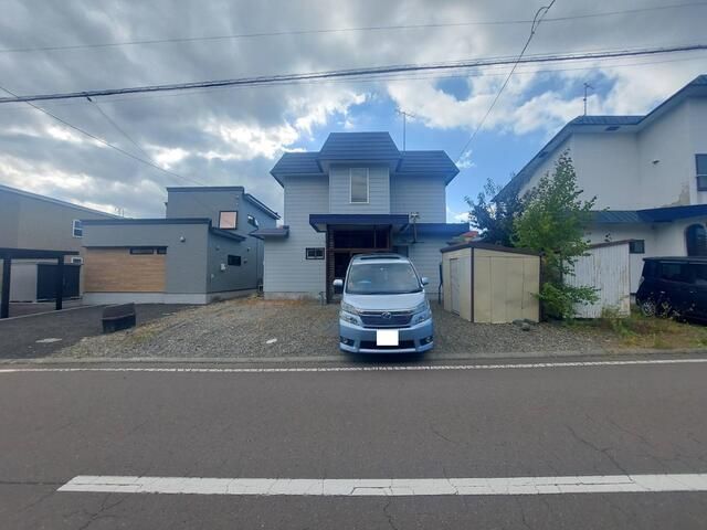 Residential Land for Sale in Eniwa City, Hokkaido - 241 sqm - Thumbnail 2