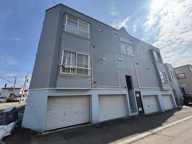 3-Building Apartment Package in Shiroishi-ku, Sapporo, Hokkaido - Thumbnail 2