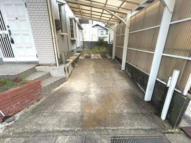 4LDK House for Sale in Soya, Iwade City, Wakayama - Image 16