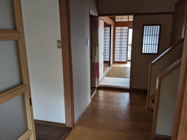 3LDK House for Sale in Konan City, Shiga Prefecture - Image 2