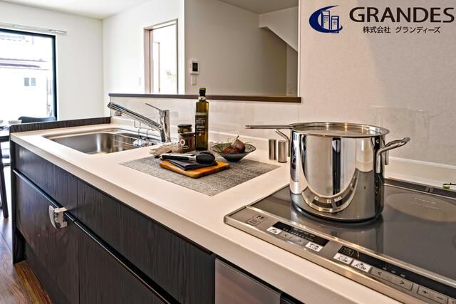 New 4-Bedroom House in Quiet Miyazaki Neighborhood - Image 1
