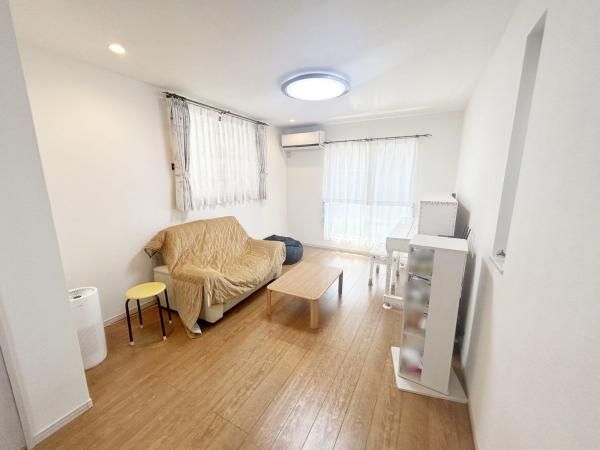 Detached House for Sale in Kita Ward, Tokyo - 2SLDK - Thumbnail 2
