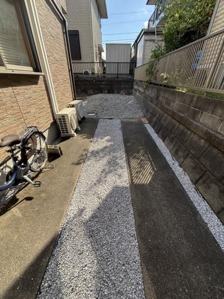 2007 4LDK Detached House for Sale in Kawasaki, Kanagawa - Thumbnail 3