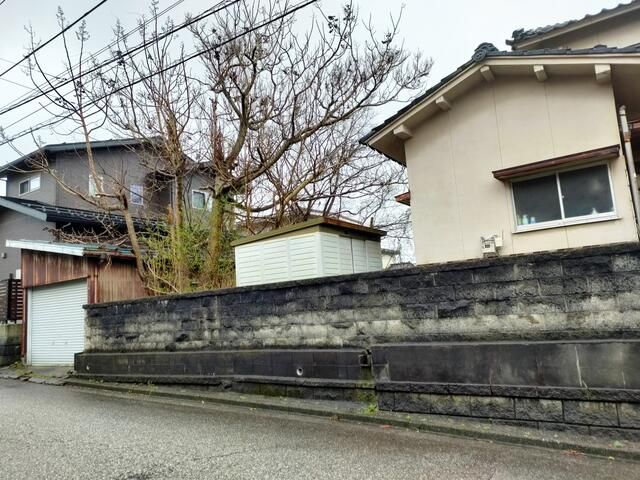 Residential Land with Old House in Toyama City, Toyama - Thumbnail 3