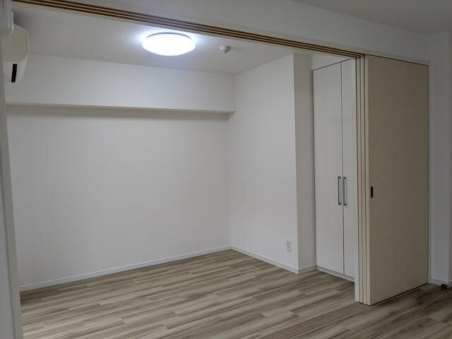 2LDK Apartment for Rent in Ogikubo, Suginami, Tokyo - Thumbnail 4