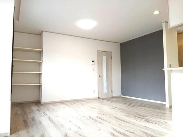 Used 3SLDK Detached House in Aoba Ward, Sendai, Miyagi - Thumbnail 2