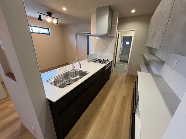 New 4LDK Detached House for Sale in Sakai, Osaka - Thumbnail 4