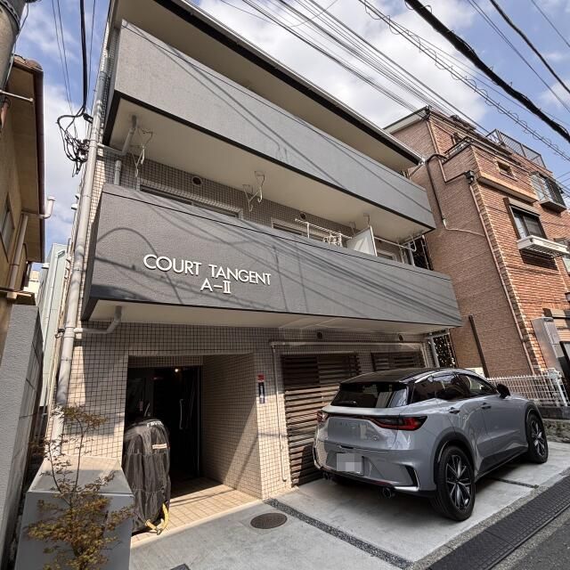 Commercial Building for Sale near Komagome Station, Toshima, Tokyo - Thumbnail 2