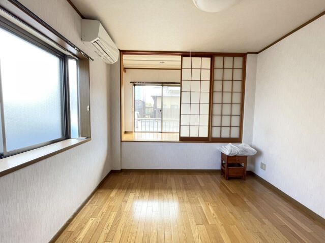 1K Apartment for Rent in Tamamura, Gunma - 26.56 sqm - Thumbnail 3
