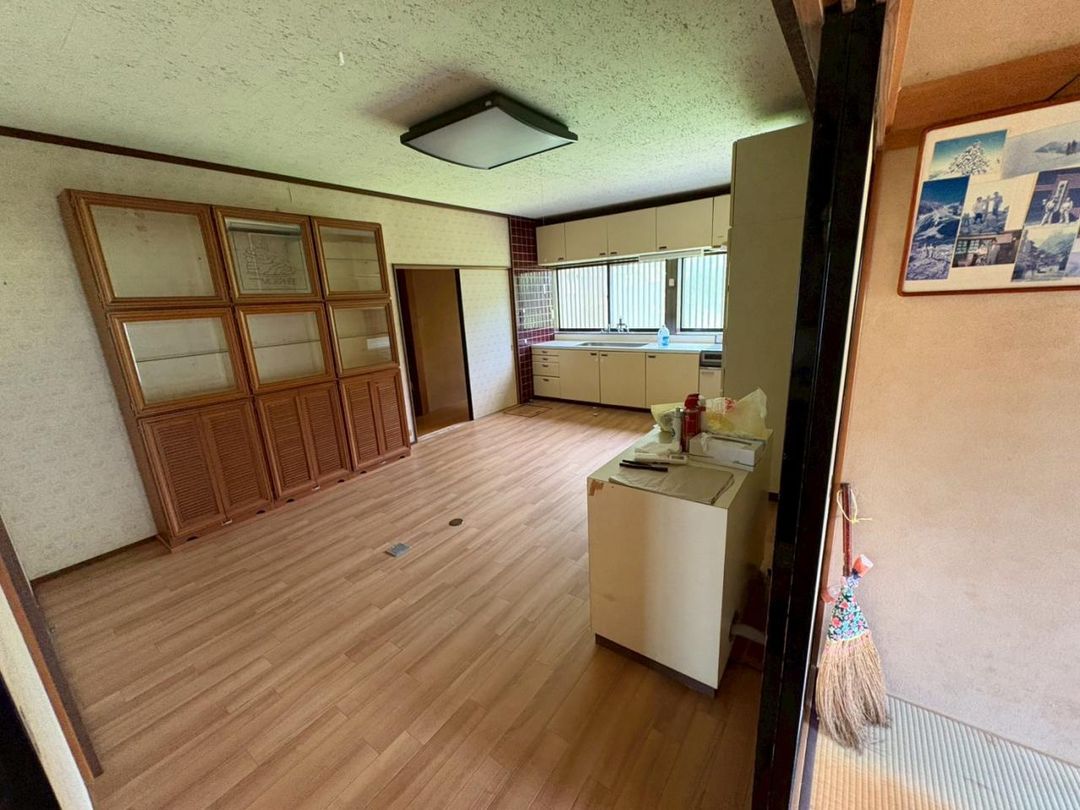 9LDK Corner Plot House in Yokote, Akita - Akiya Bank Registered - Thumbnail 2